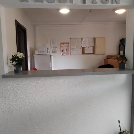 Et Cramayel Hotel *